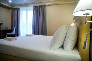 Отель Amza Park Hotel Гагра Двухместный номер с 1 кроватью или 2 отдельными кроватями-20
