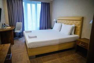Отель Amza Park Hotel Гагра Двухместный номер с 1 кроватью или 2 отдельными кроватями-23